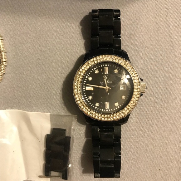 Toywatch - Picture 2 of 3